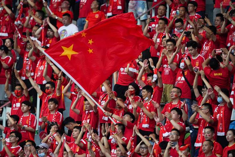中国足球网：精彩赛事直播，尽在中国足球网观看