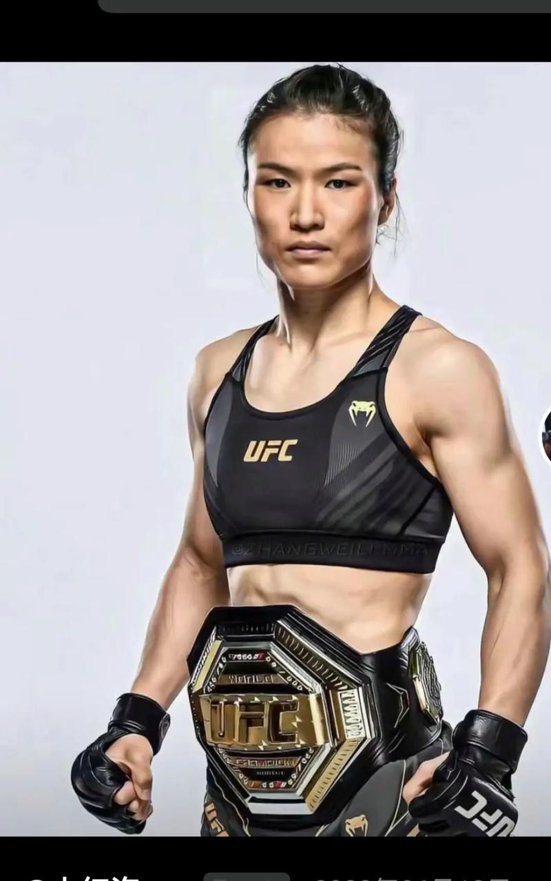 UFC冠军张伟丽有多厉害？她的实力到底有多恐怖？