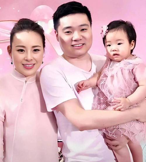 丁俊晖的老婆是谁？他到底有几个妻子？传闻背后的真相