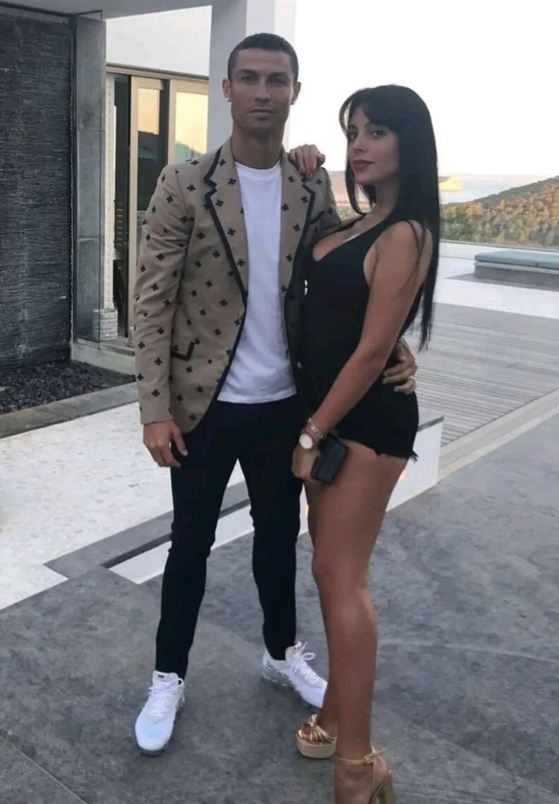 C罗结过几次婚？深扒C罗的感情生活