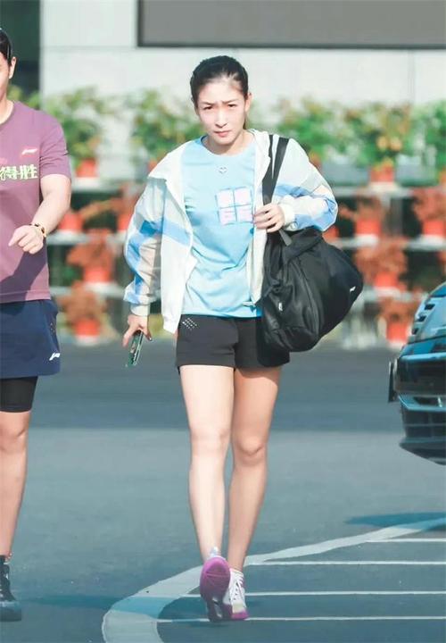 刘诗雯身高多少？揭秘乒乓球冠军的身高秘密