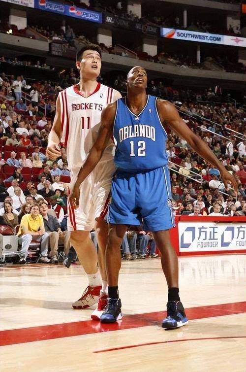 霍华德身高是多少？细数NBA著名中锋身高！