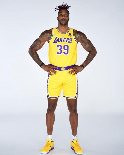 霍华德身高是多少？细数NBA著名中锋身高！
