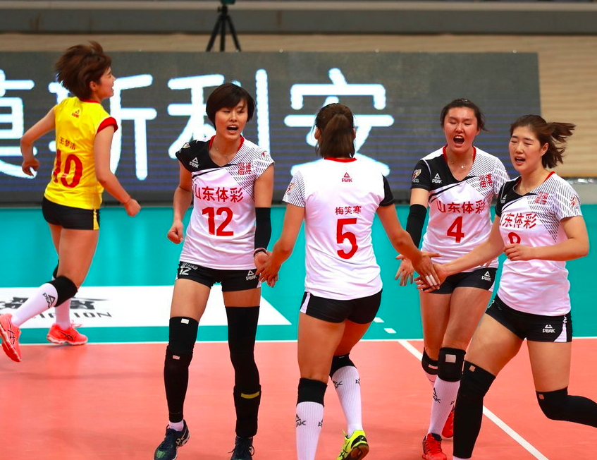 想知道中国女排队长是谁？这篇文章给你答案！