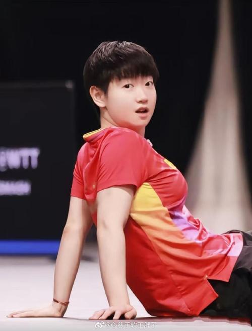 孙颖莎体重是多少斤？小魔王的身材秘密