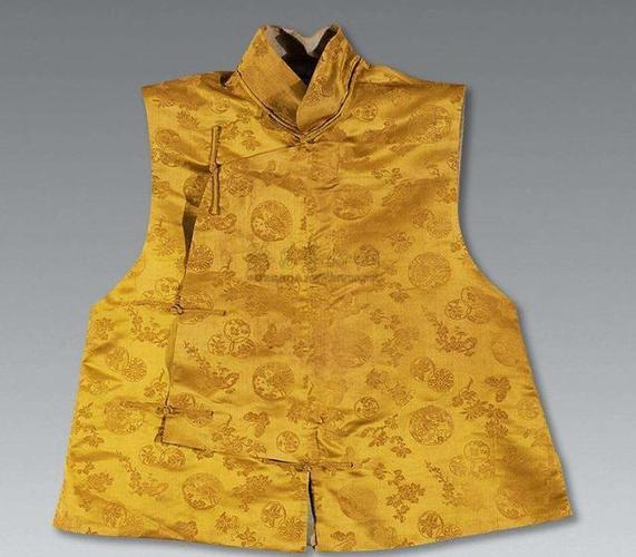 黄马褂是什么意思？清朝时期的一种特殊服饰！