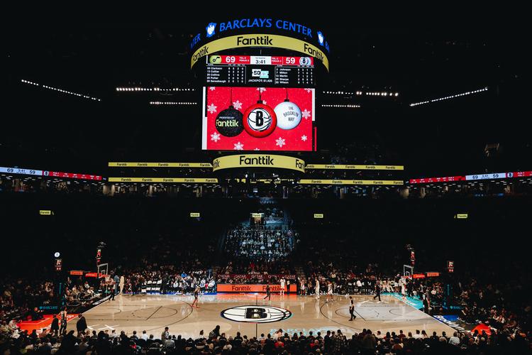 NBA比赛在哪里可以免费观看？多个平台资源推荐