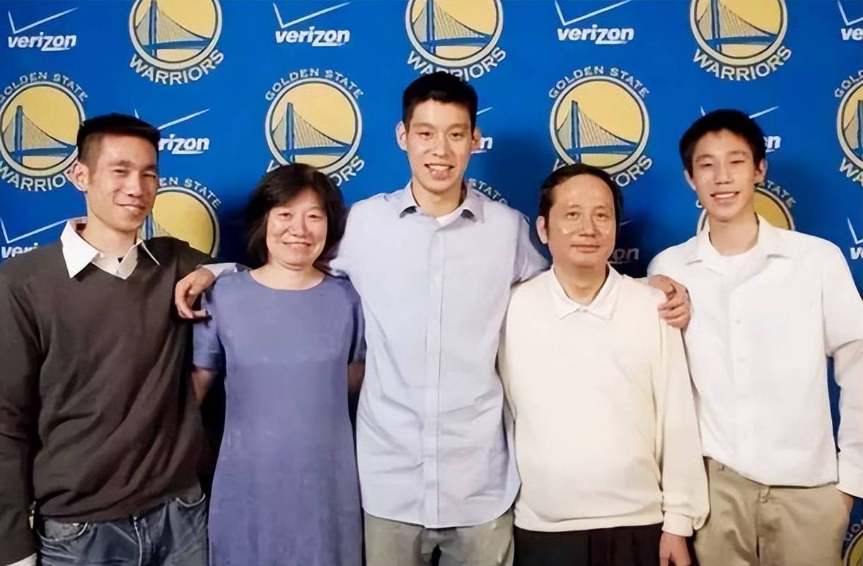 林书豪恋爱史大曝光！他结婚了吗？对象是谁？