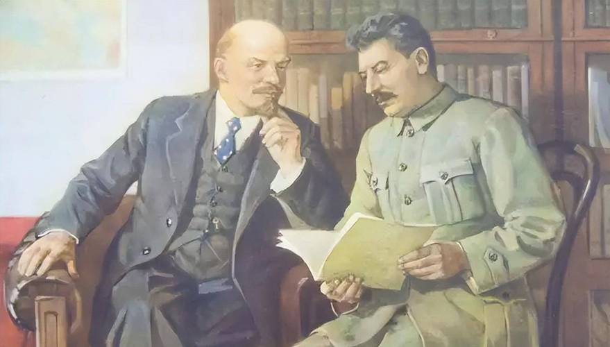 苏联的缔造者:是列宁?是斯大林?还是他们共同努力的结果?