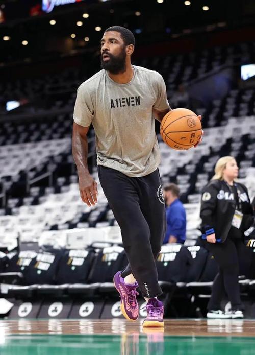 欧文身高体重是多少？揭秘NBA球星欧文的身材数据