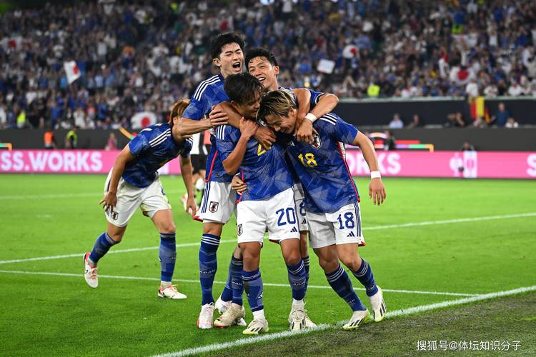 伊朗和日本足球队谁更厉害？深度分析两队实力差距与胜负关键。