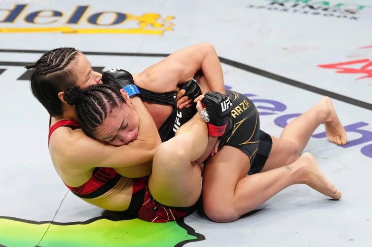 张伟丽和罗斯谁赢了?揭秘她们两次比赛的精彩瞬间