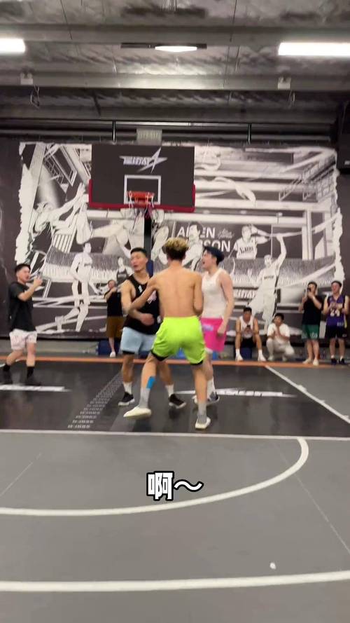 扣篮的摸高要求是多少？小个子如何实现扣篮？