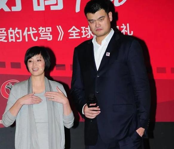 姚明第二任妻子？不存在的！叶莉身高190cm