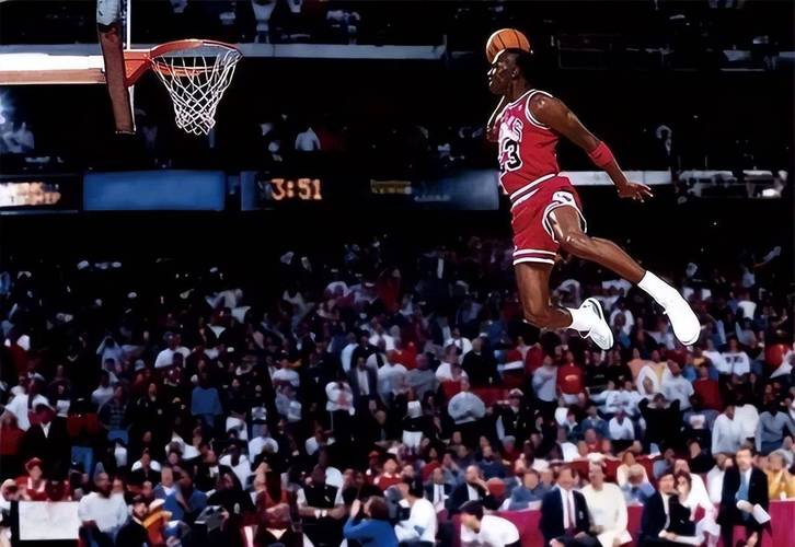 谁是NBA扣篮王？盘点那些年惊艳全场的扣篮高手