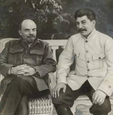 苏联的缔造者:是列宁?是斯大林?还是他们共同努力的结果?