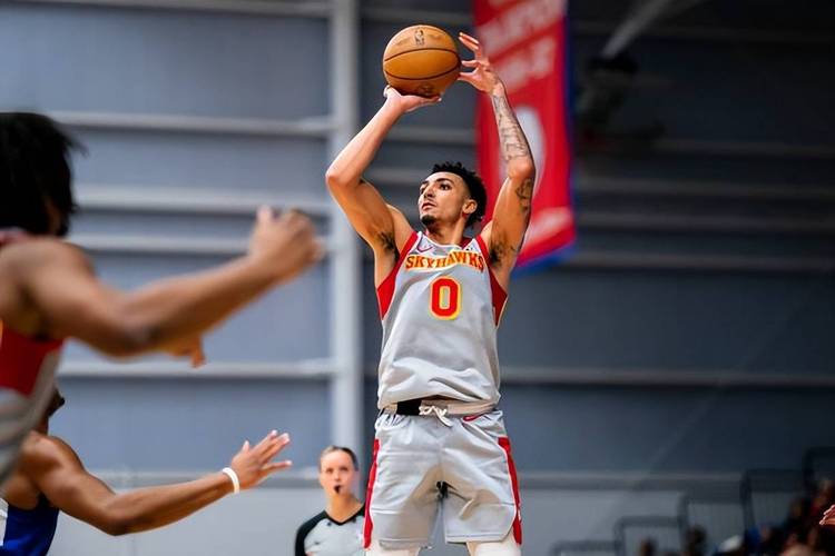 前NBA球员诺里斯科尔现在在哪打球？