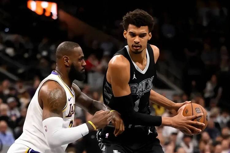 NBA五双纪录：70多年只有一人达成，他是谁？