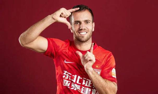 塞尔吉尼奥拿中国身份证了，归化球员到底算不算中国人？