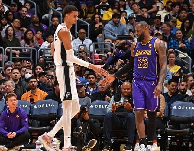 NBA五双纪录：70多年只有一人达成，他是谁？