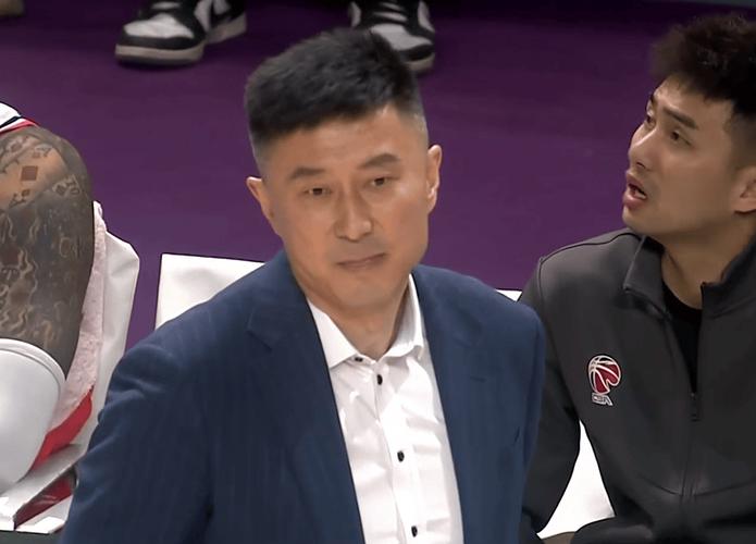 震惊！杜锋身价竟高达数亿？细数他的成功之路！
