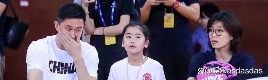 姚沁蕾11岁多高？姚明女儿身高惊人近1米8