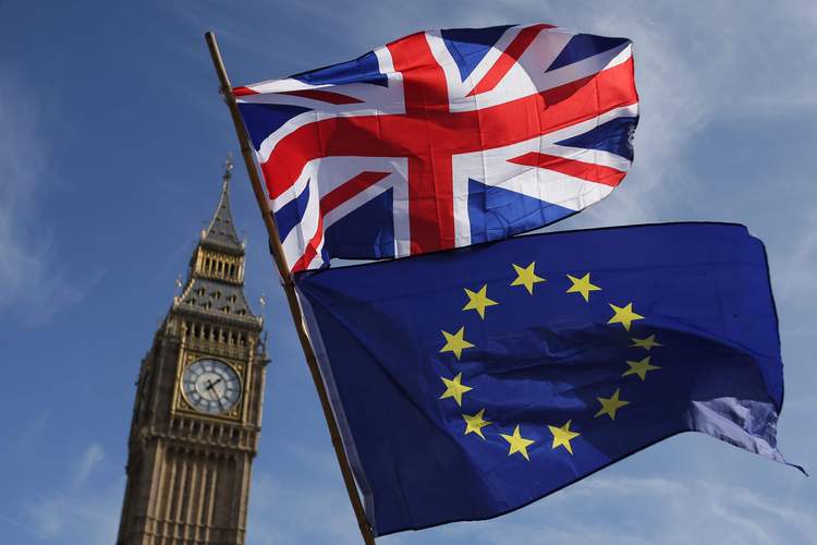 英国为什么要选择脱欧？经济压力、政治角力，还是民族自豪感？