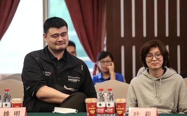 姚明第二任妻子？不存在的！叶莉身高190cm