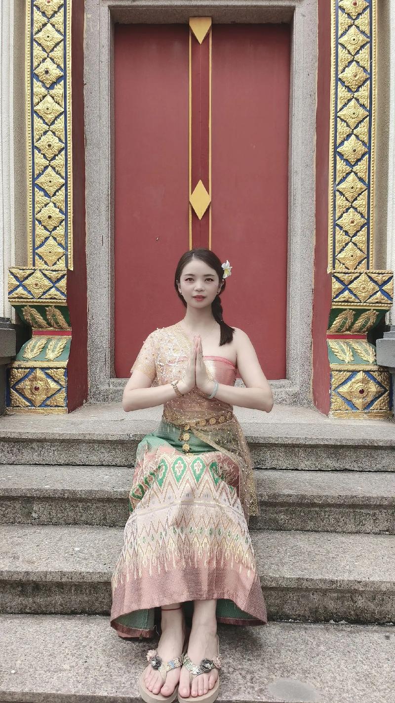 萨瓦迪卡是什么意思？教你区分泰国男女问候语的差异
