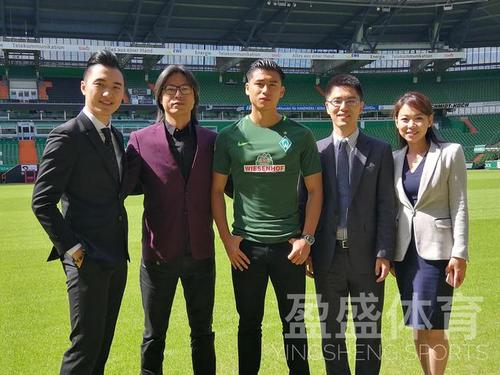 张玉宁云达不莱梅之旅：梦想与现实的碰撞