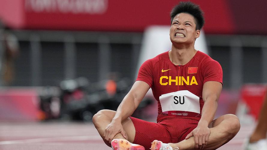 苏炳添能否进决赛？揭秘他比赛的精彩瞬间！