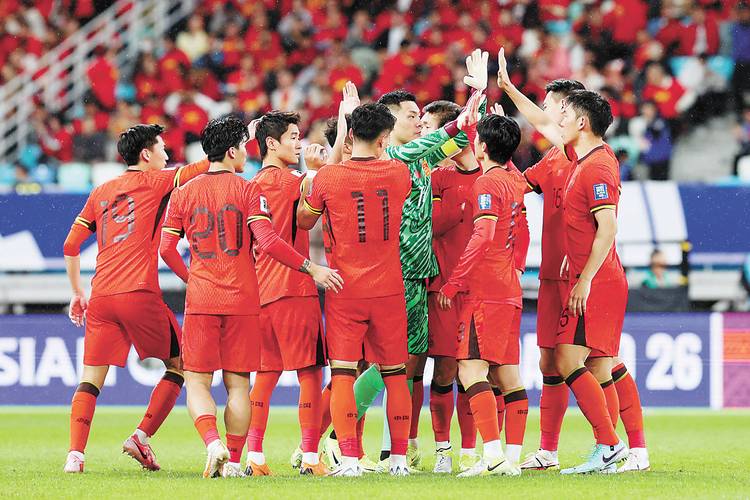 国足夺冠后，春晚会邀请他们吗？几率有多高？