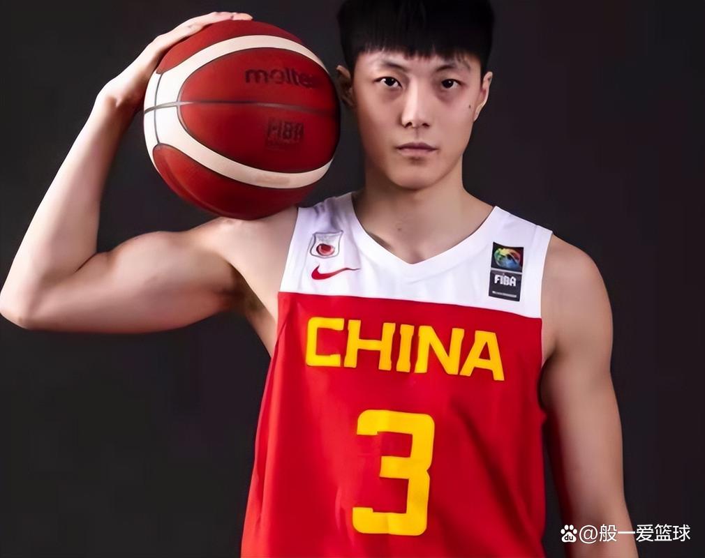 马布里在NBA和CBA分别赚了多少钱？他的年薪有多高？
