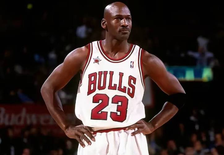 谁是NBA历史上最强的0号球员？揭秘那些身穿0号战袍的巨星！