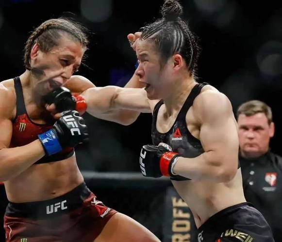 张伟丽和罗斯谁赢了?揭秘她们两次比赛的精彩瞬间