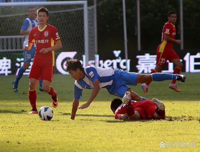 足球比赛黄牌什么意思？看完秒懂裁判判罚规则！