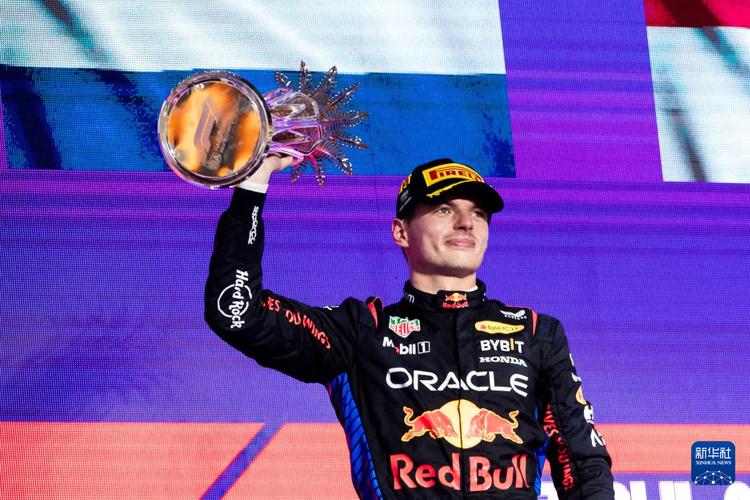 维斯塔潘是哪国人？F1冠军的国籍大揭秘！
