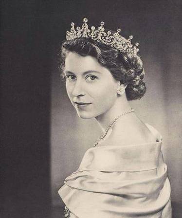英国女王70年婚姻：背后的隐忍与王室的无奈选择