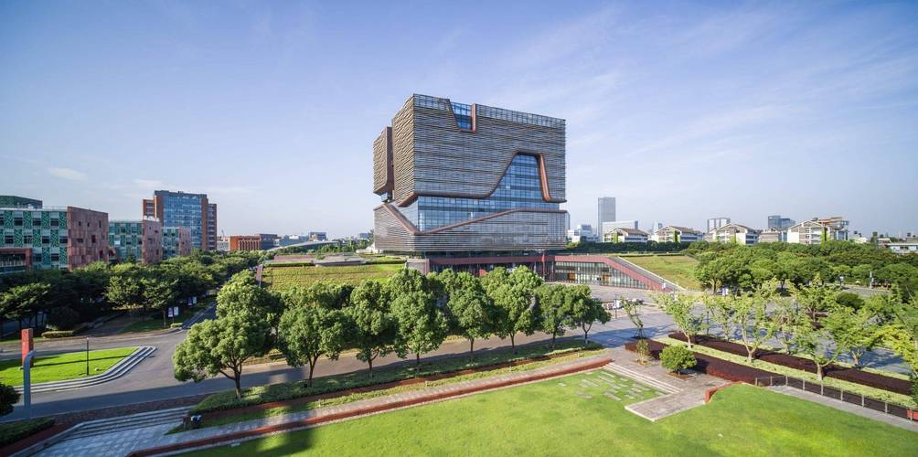 去利物浦大学留学值得吗？利物浦大学的校园生活怎么样？