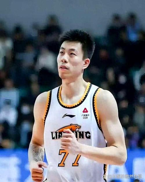 张镇麟进NBA了吗？解析他与魔术队的签约合同！