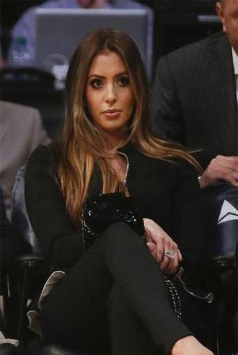 科比去世后,瓦妮莎加索尔真的在一起了吗?