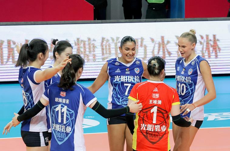 中国女排2:3惜败泰国，亚锦赛摘银牌