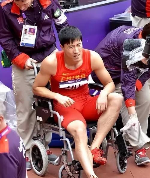 奥运冠军刘翔：跟腱伤痛让他无奈退役