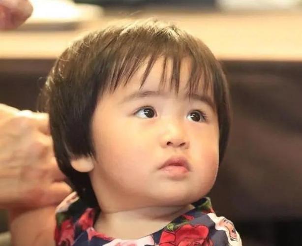 14岁姚明女儿身高多少？已超过1米9，未来或成女篮巨星！
