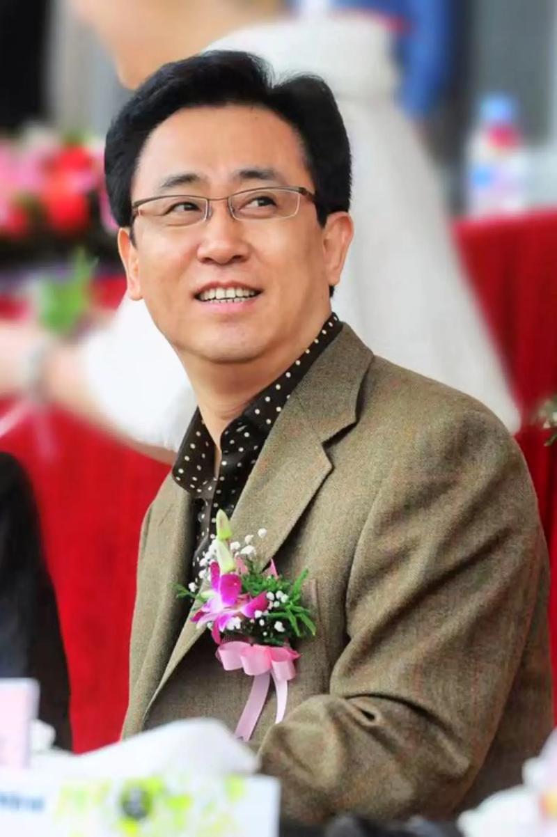 恒大足球队主教练是谁？带你认识这位神秘人物