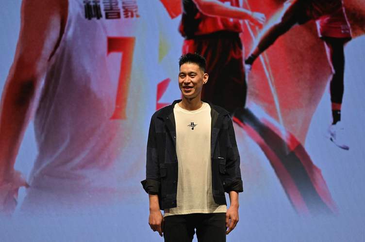 林书豪拿过几次总冠军？带你回顾他的篮球生涯