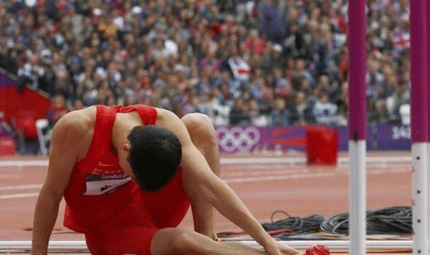 奥运冠军刘翔：跟腱伤痛让他无奈退役