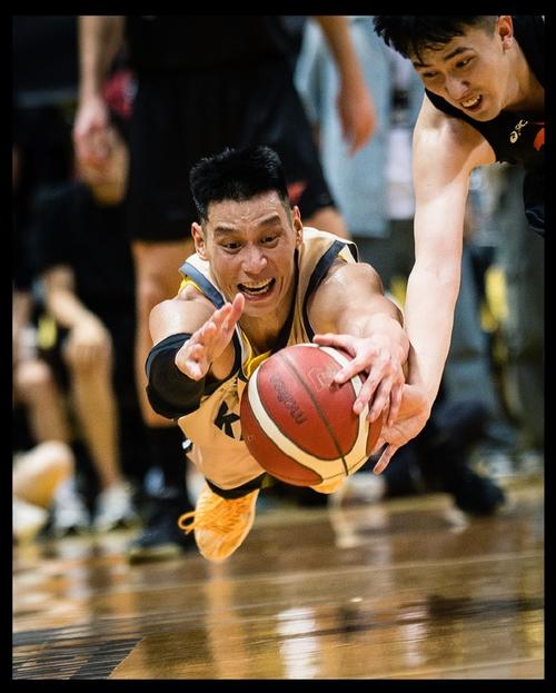 林书豪拿过几次总冠军？带你回顾他的篮球生涯