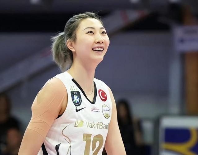 女排袁心玥的婚姻状况如何？她的老公是何方神圣？