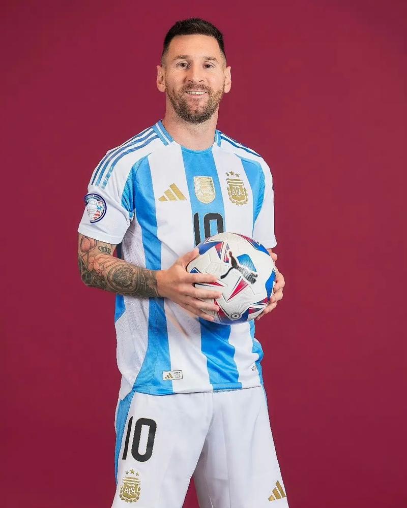 梅西代表哪个国家出战世界杯？揭秘梅西的国家队荣誉与成就！